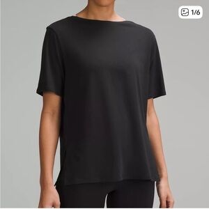 NWT!🍋🍋Lululemon Relaxed-Fit Boatneck T-Shirt🍋🍋. Size 6. Color Black.